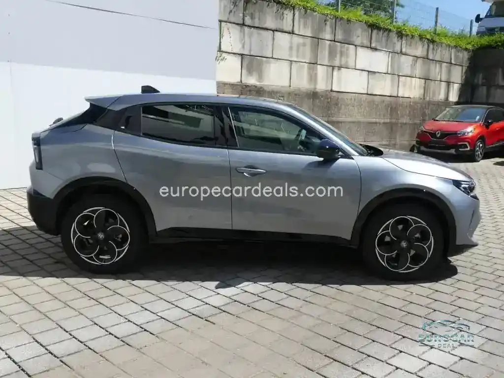 Alfa Romeo Junior