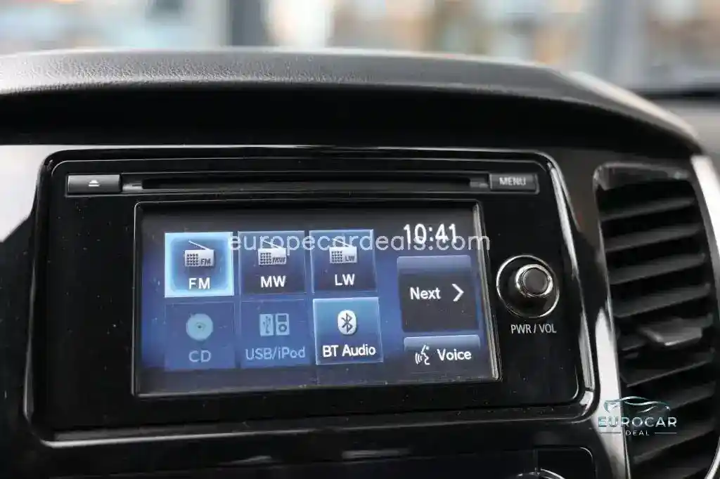 Mitsubishi L200