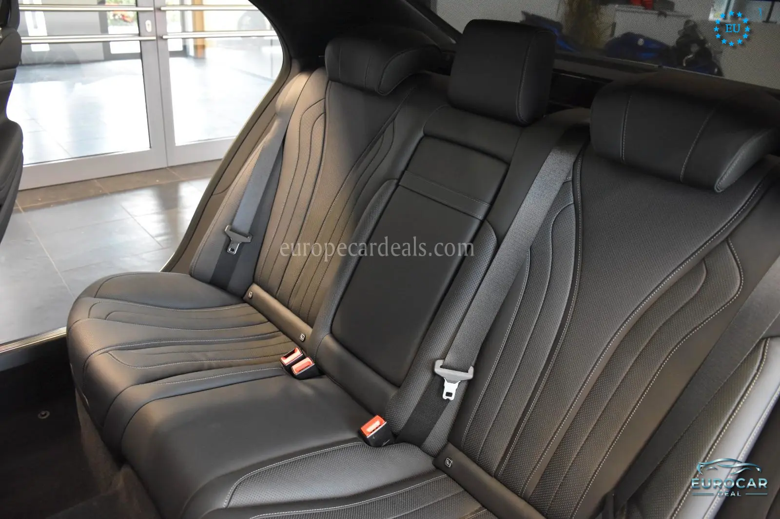 Mercedes-Benz S 560
