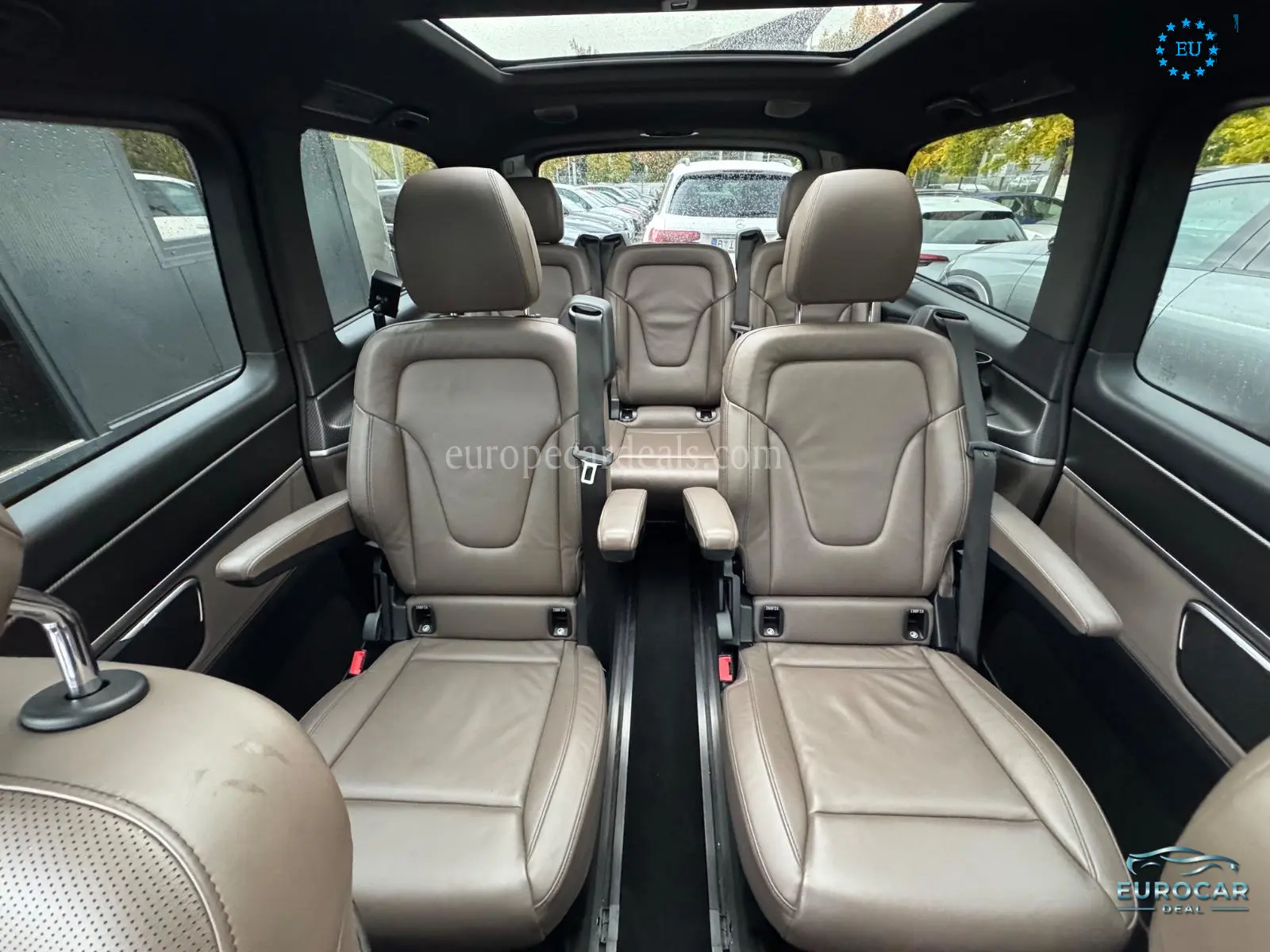 Mercedes-Benz V 220