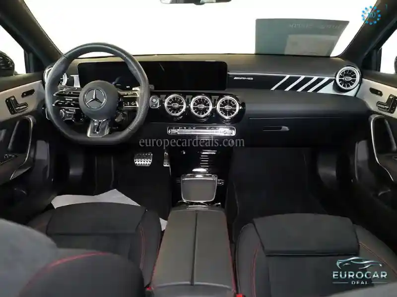 Mercedes-Benz A 35 AMG