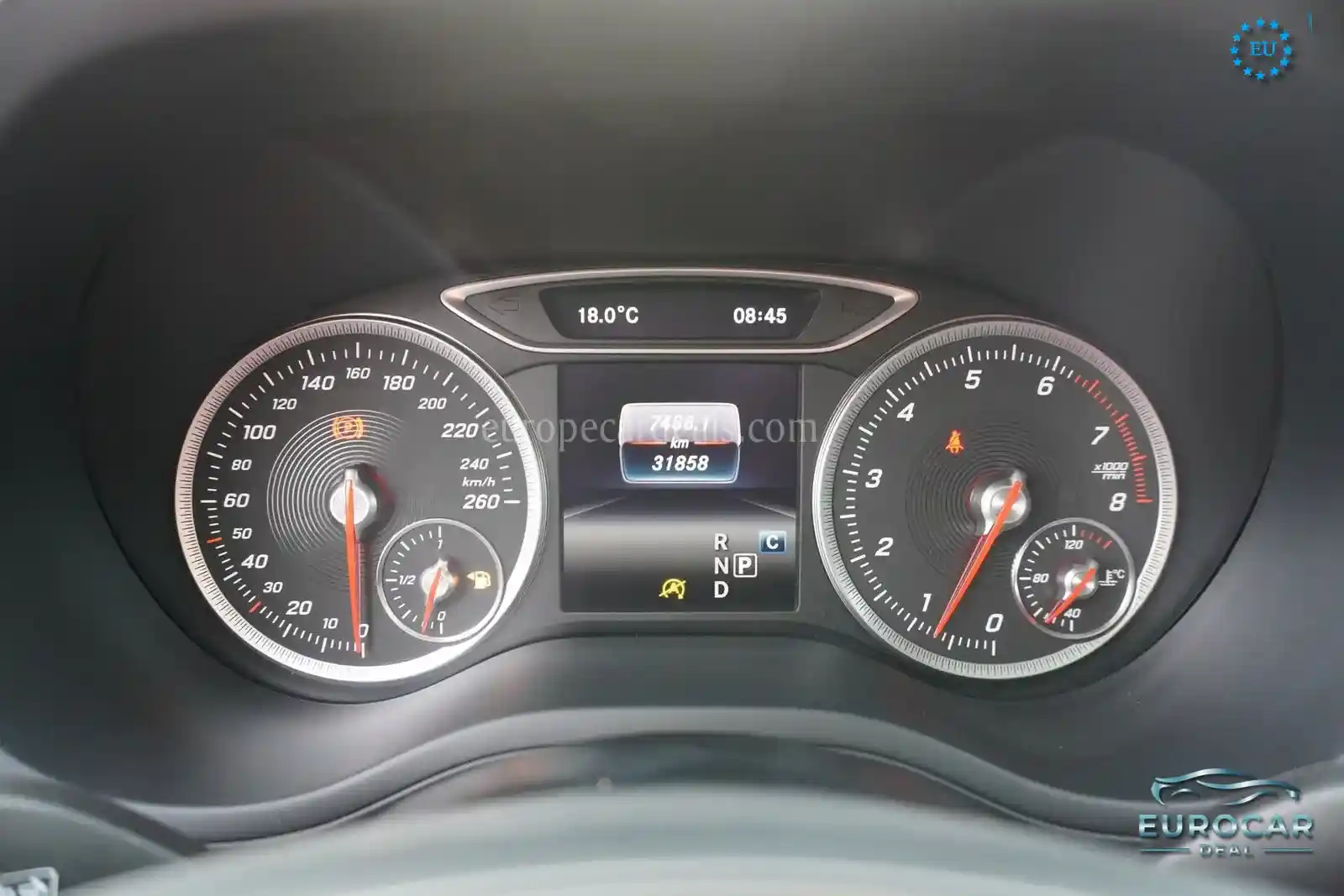 Mercedes-Benz B 180