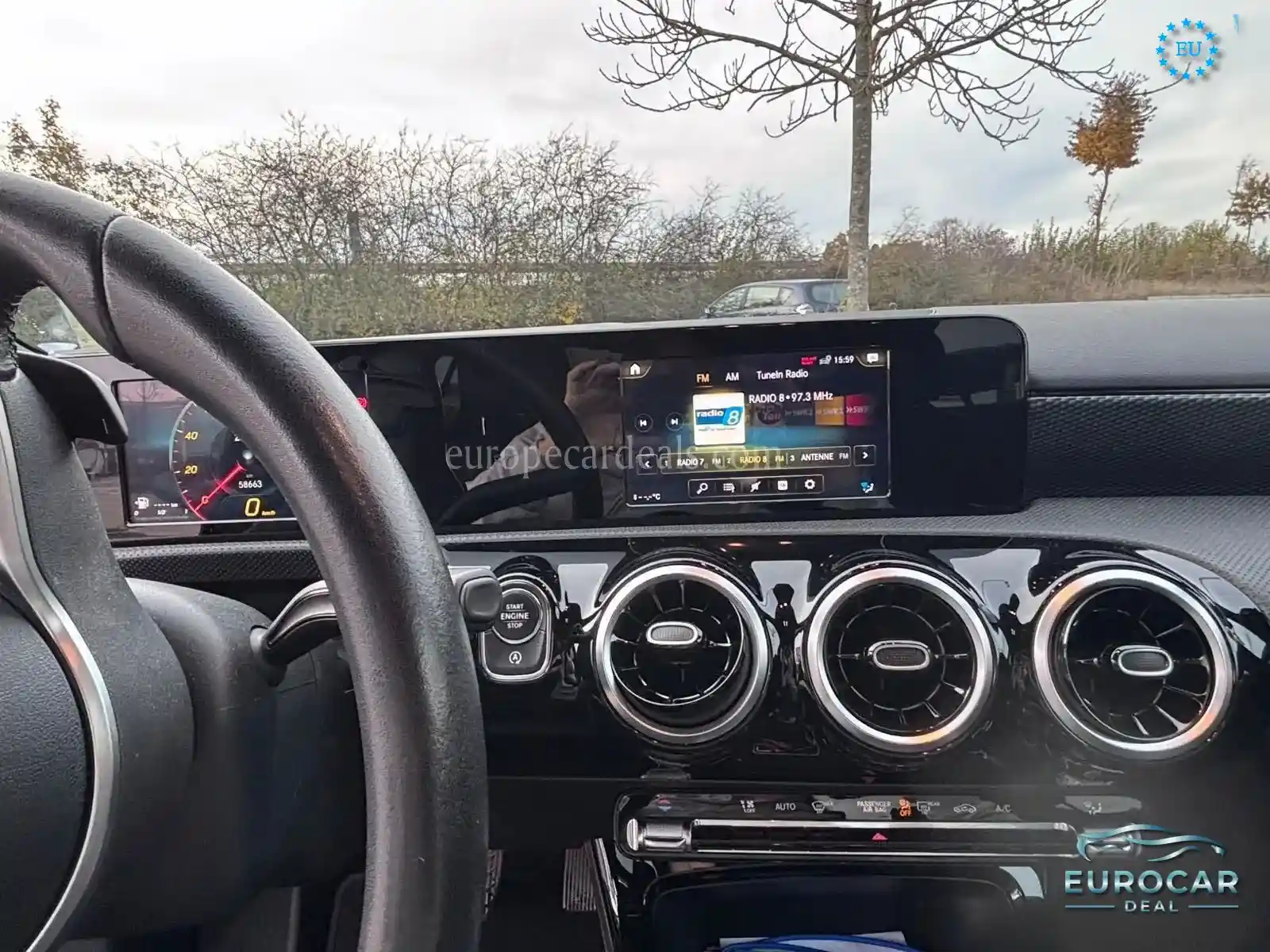 Mercedes-Benz A 220
