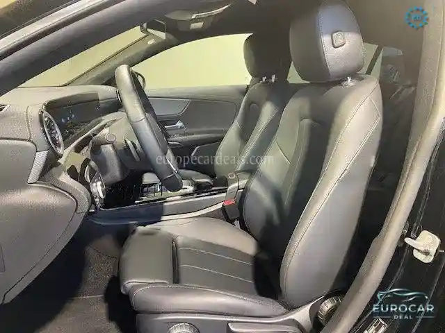 Mercedes-Benz CLA 200 Shooting Brake