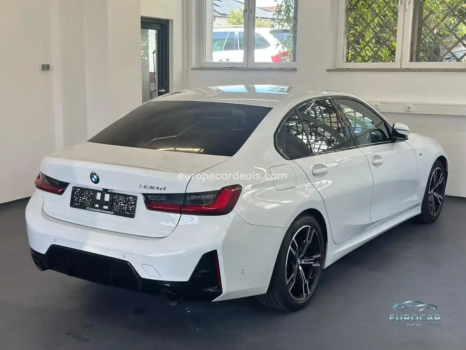 BMW 330