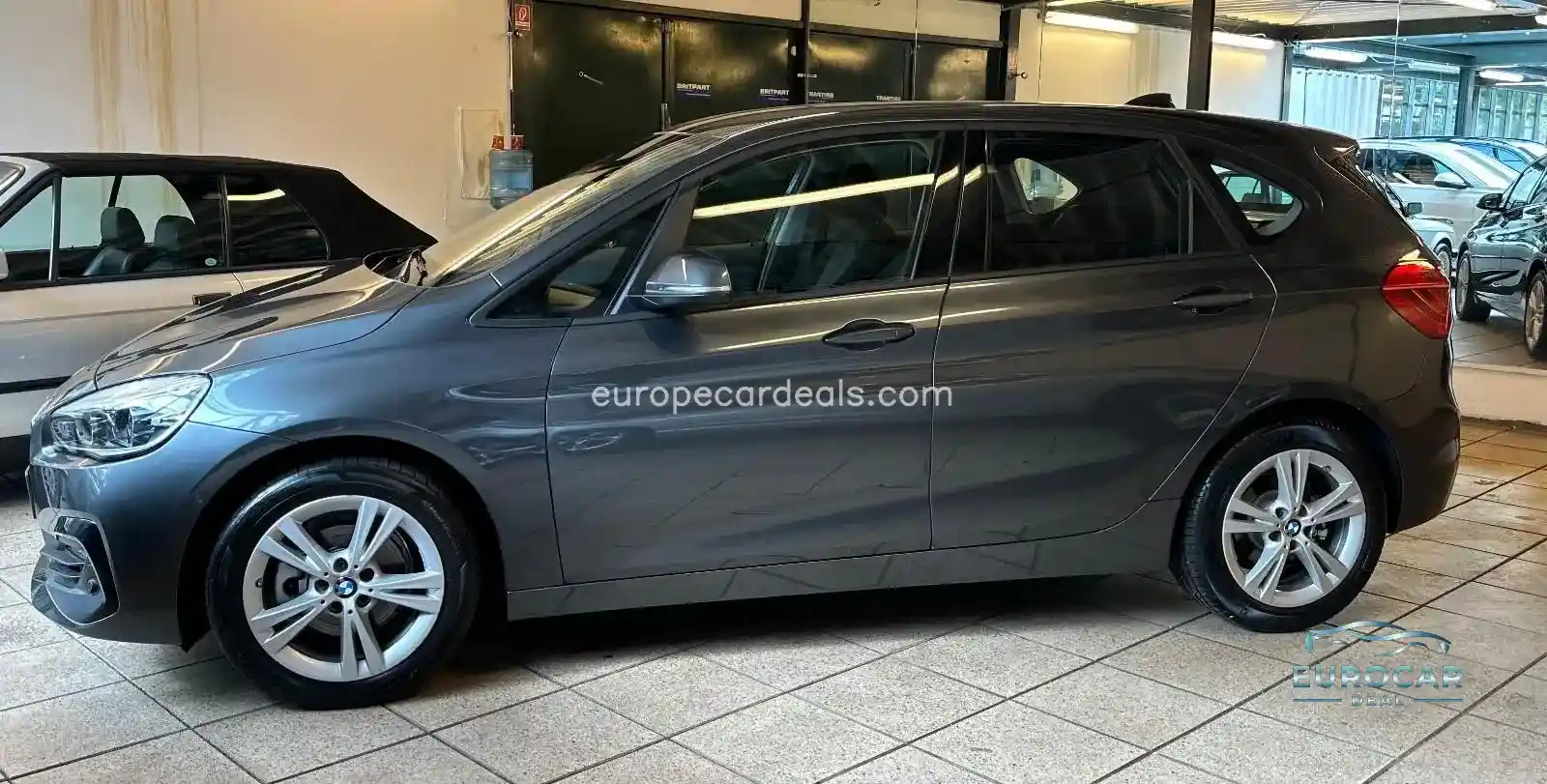 BMW 218