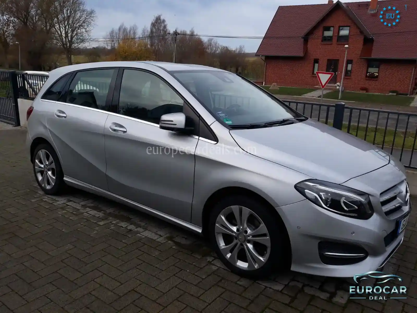Mercedes-Benz B 200