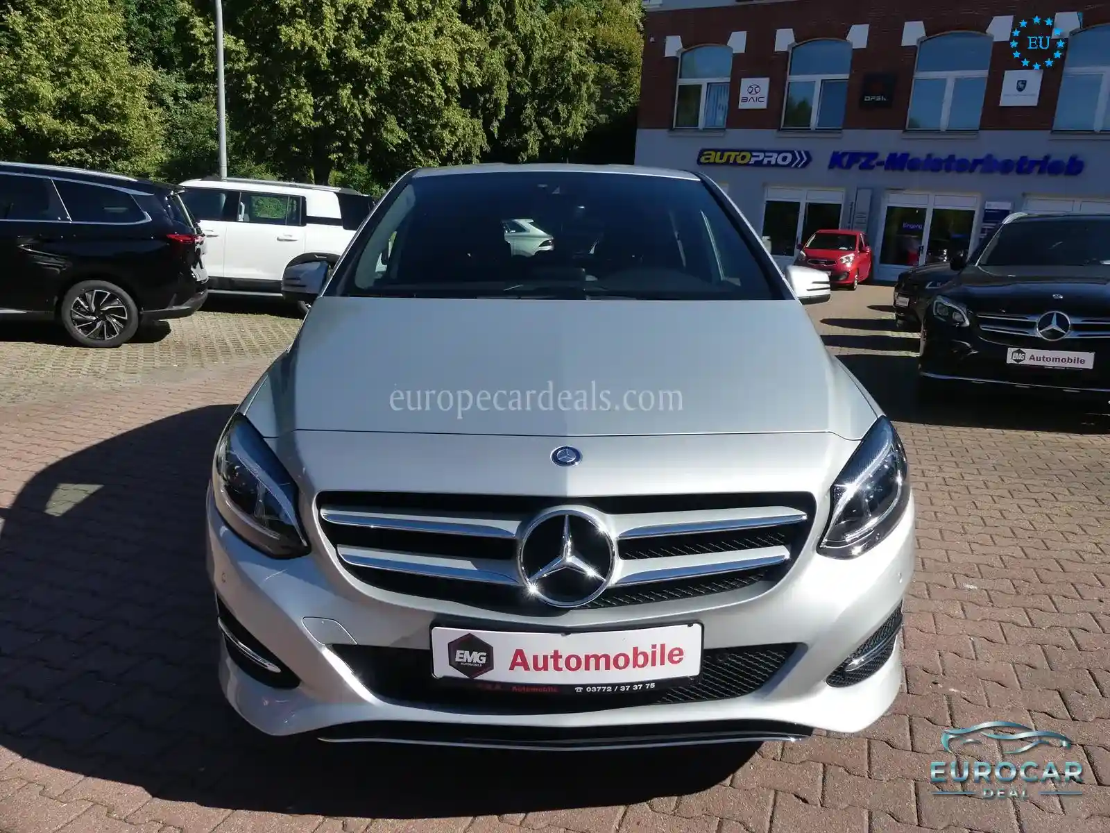 Mercedes-Benz B 200