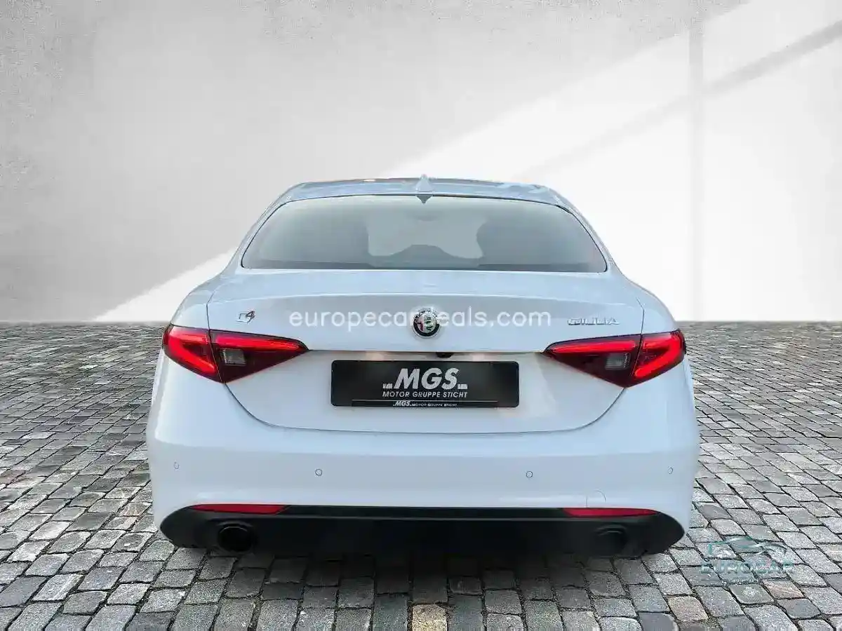 Alfa Romeo Giulia