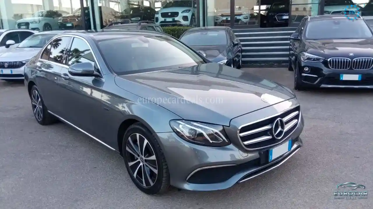 Mercedes-Benz E 300