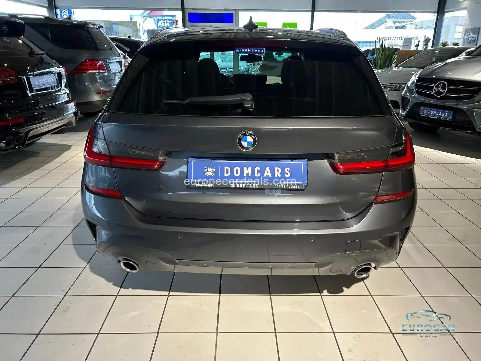BMW 320