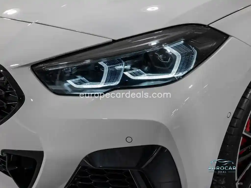 BMW M235