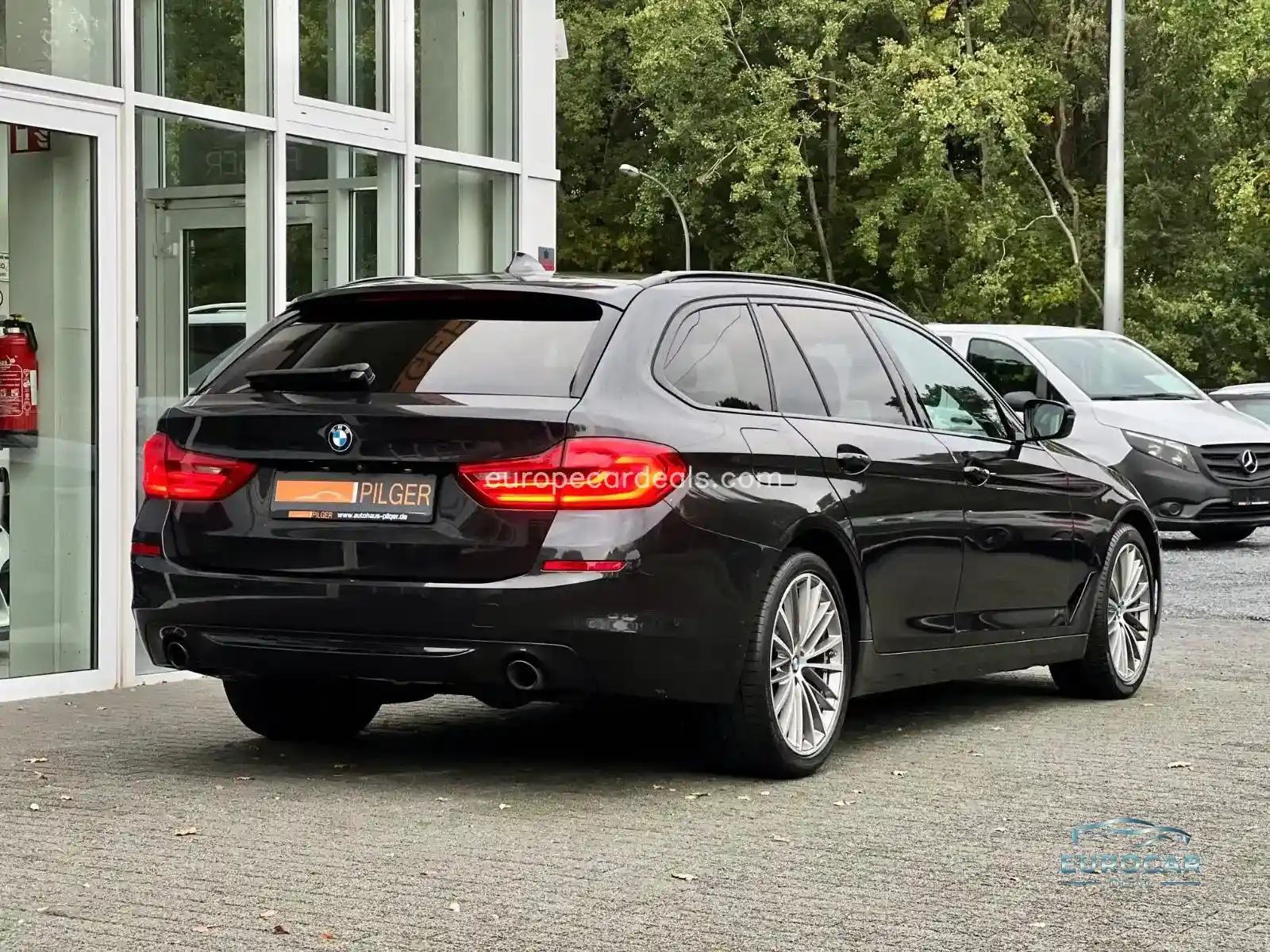 BMW 525