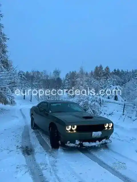 Dodge Challenger