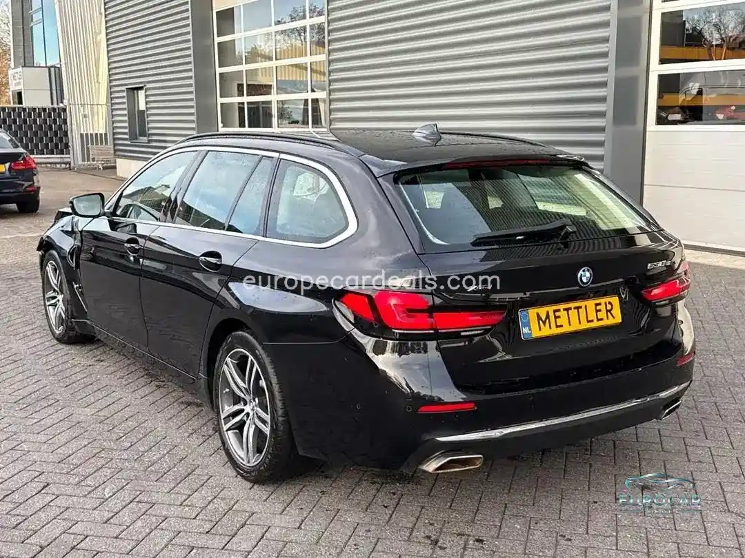 BMW 530
