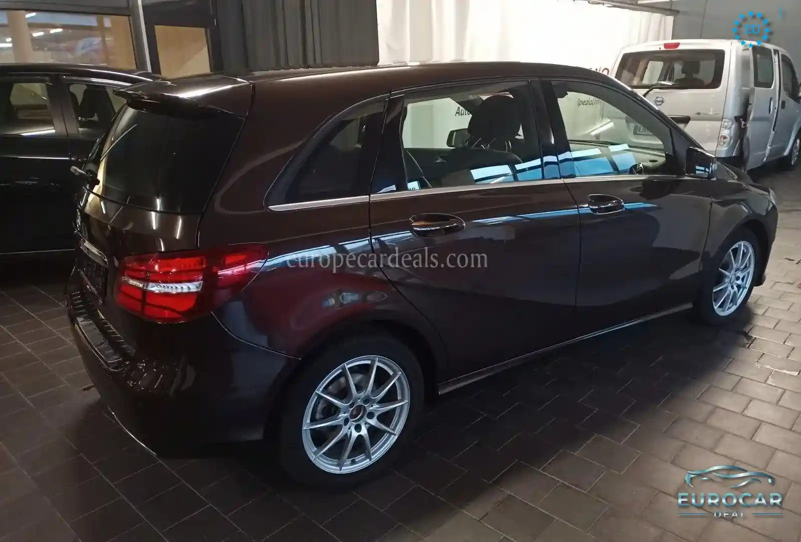 Mercedes-Benz B 200