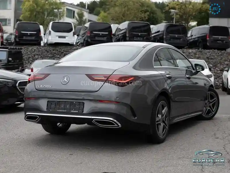 Mercedes-Benz CLA 200