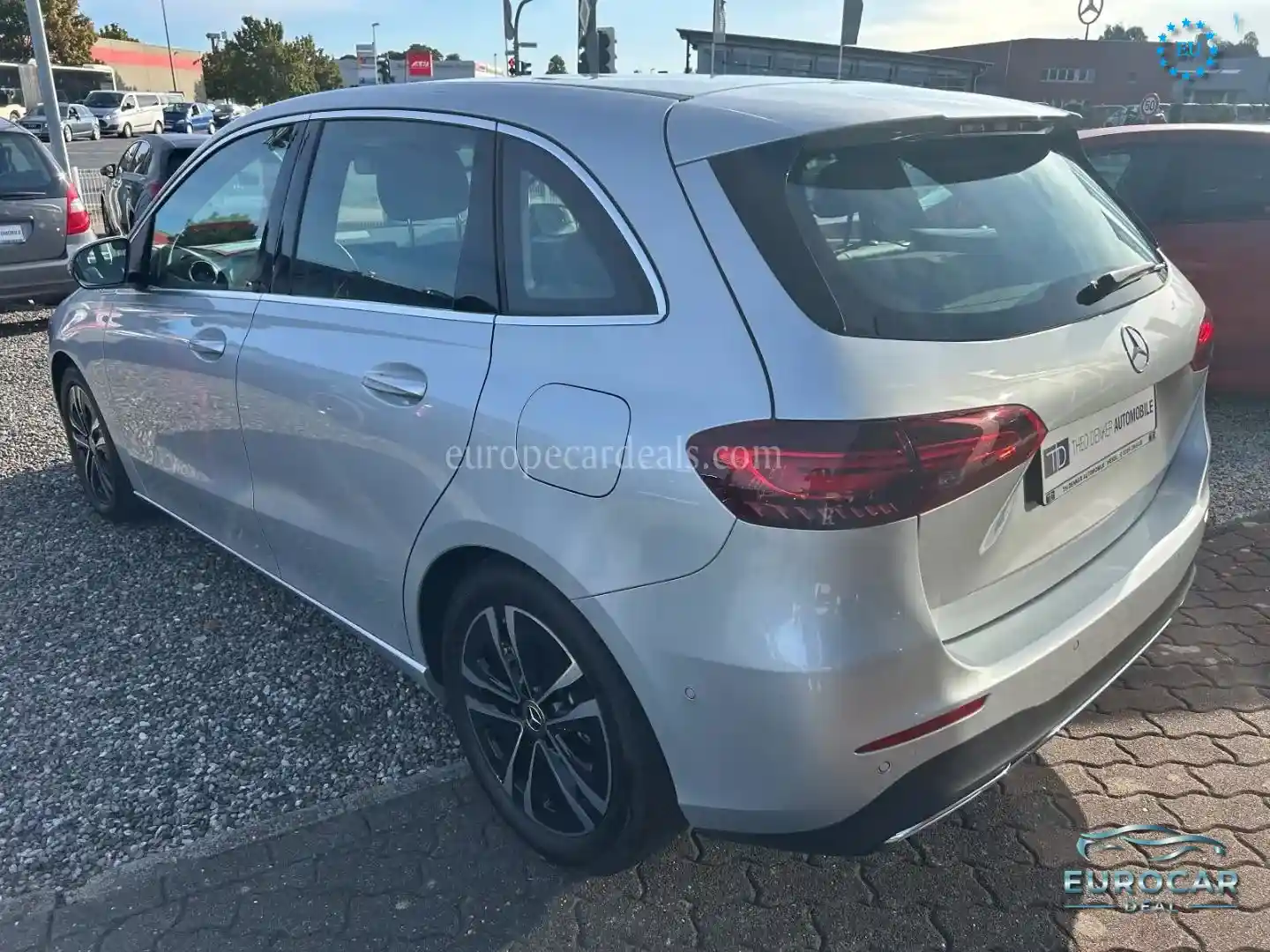 Mercedes-Benz B 200