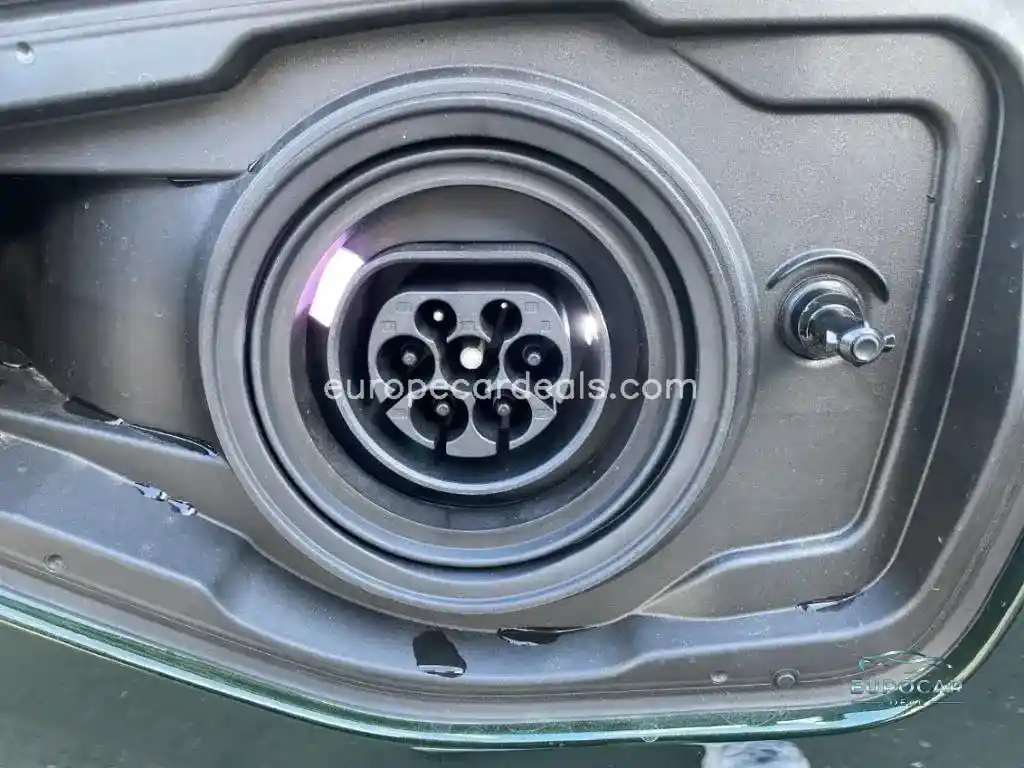BMW 225