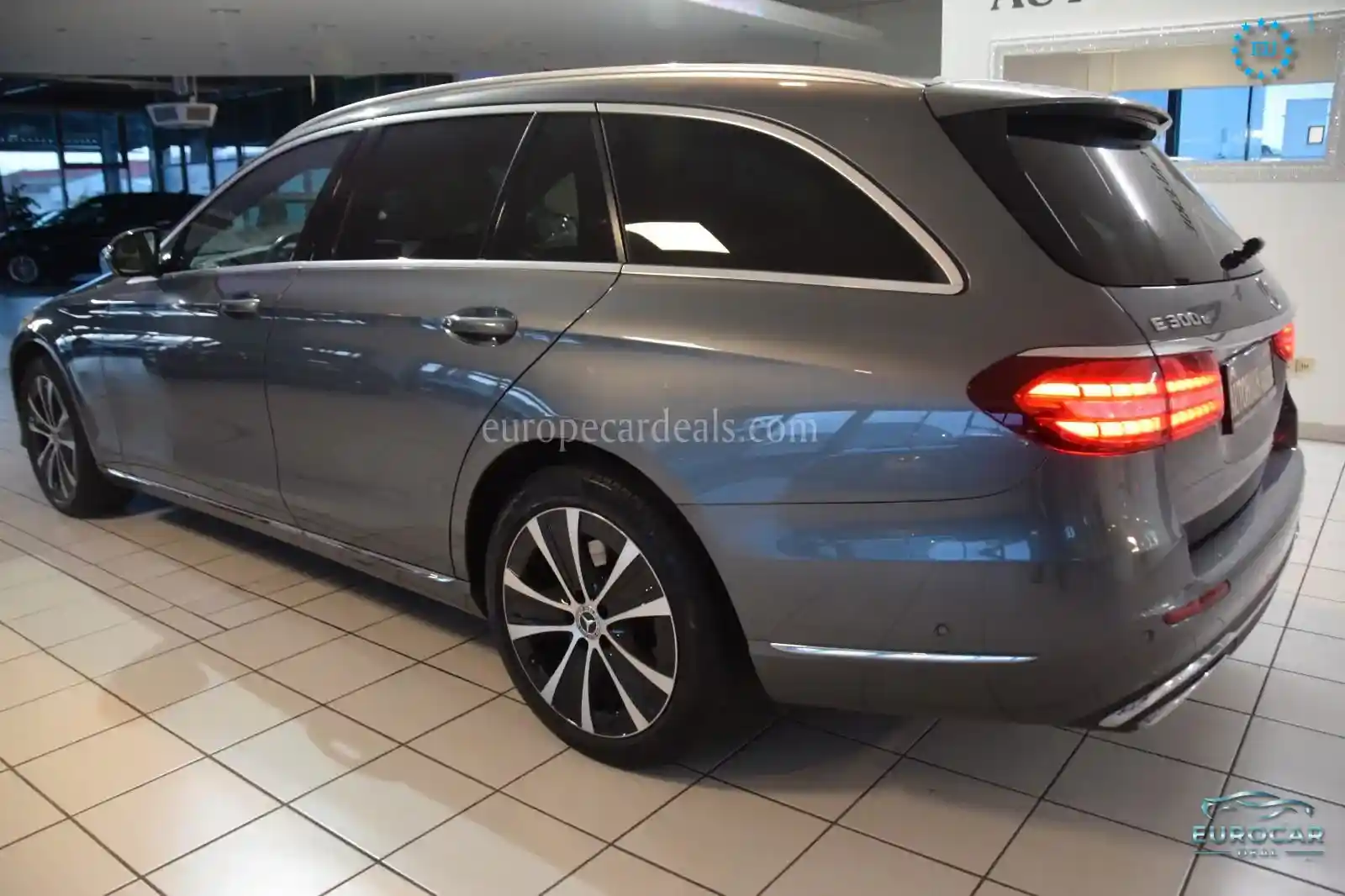 Mercedes-Benz E 300
