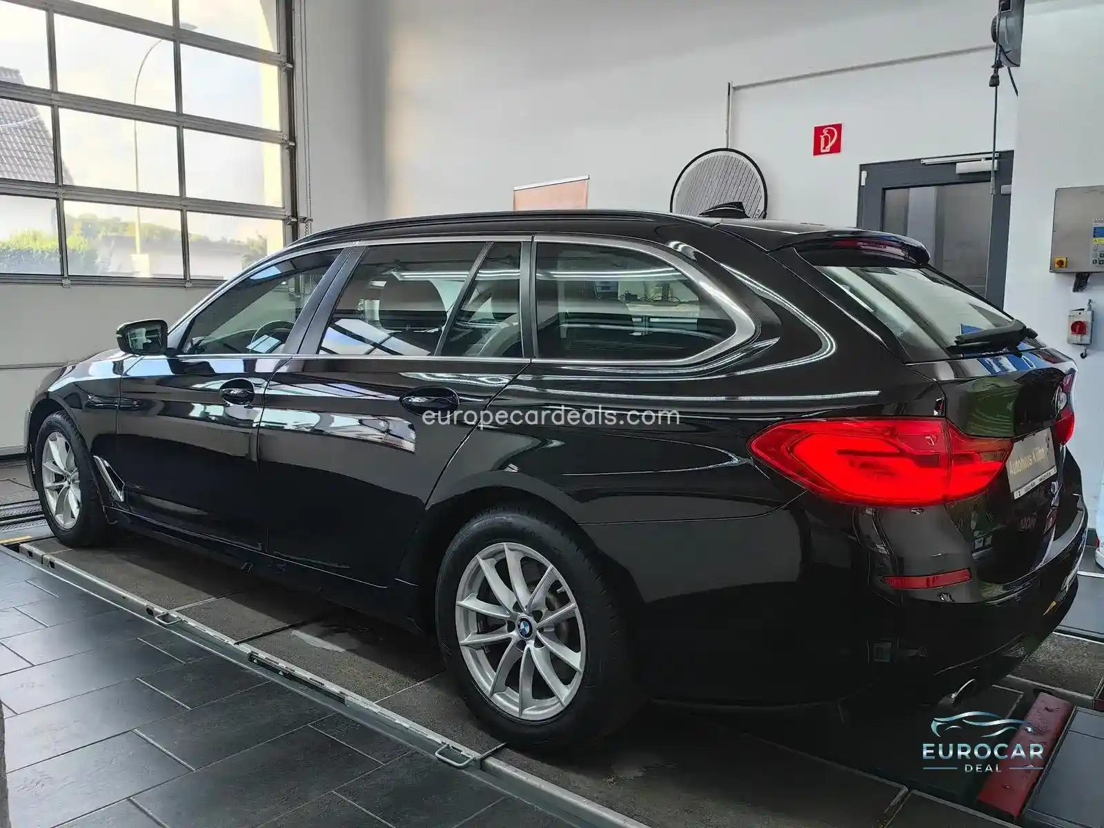 BMW 530