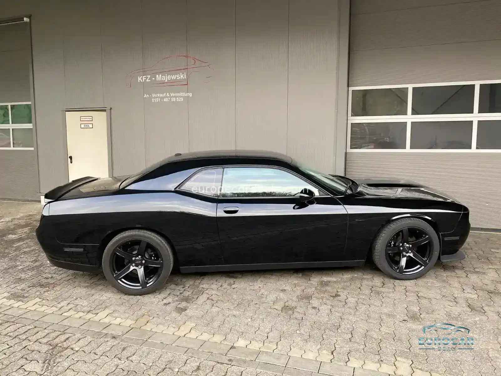Dodge Challenger