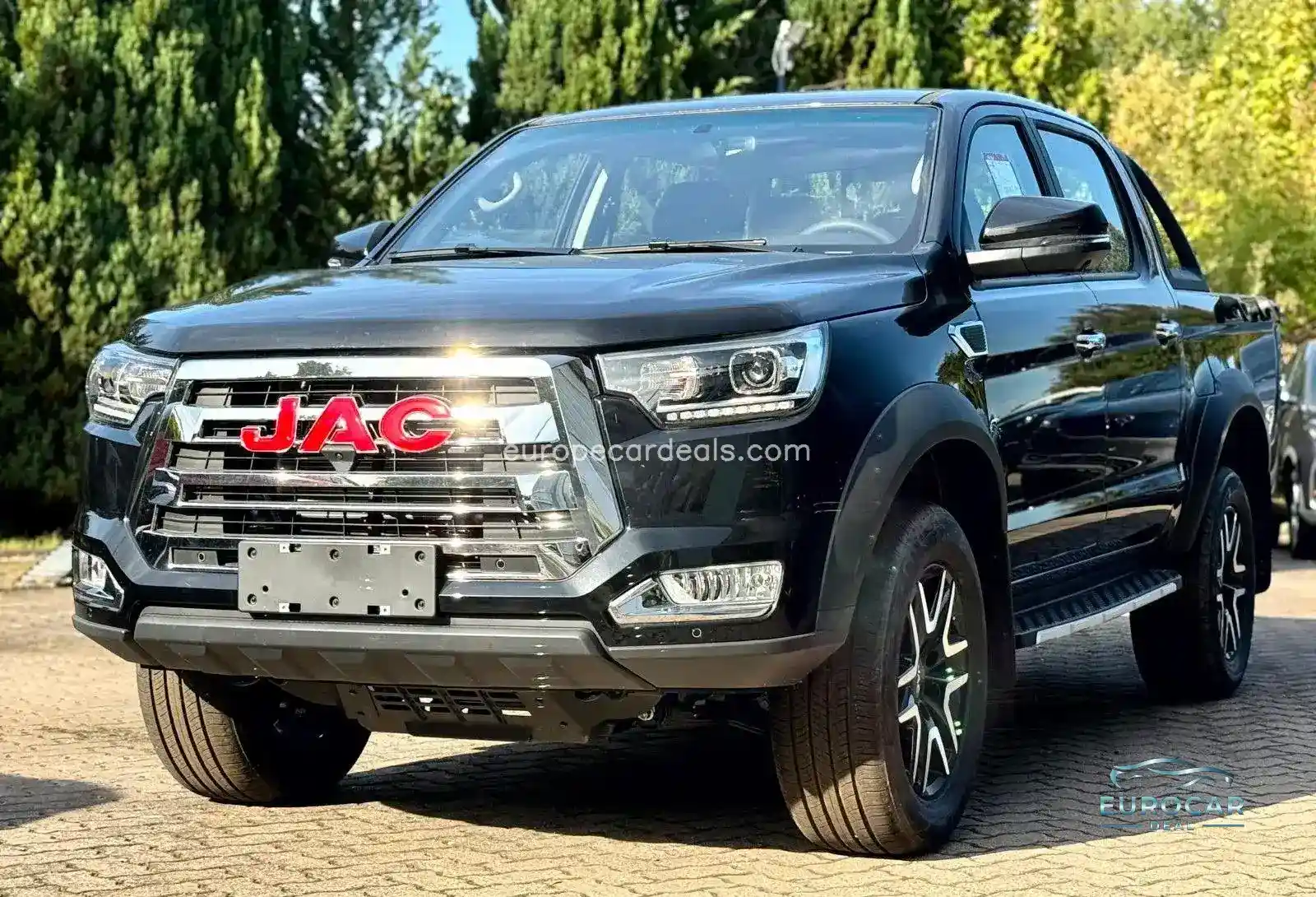 JAC 8 Pro