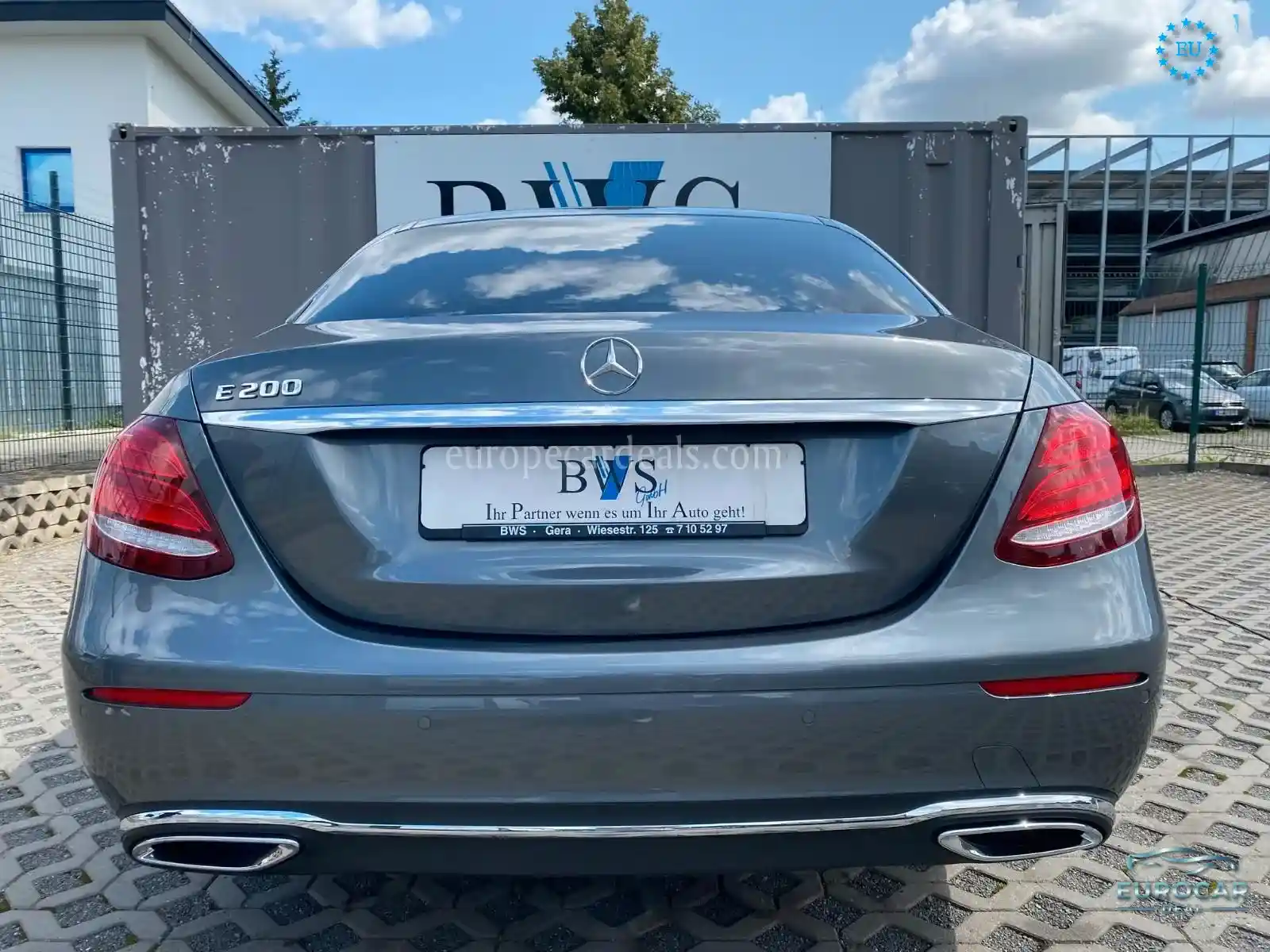 Mercedes-Benz E 200