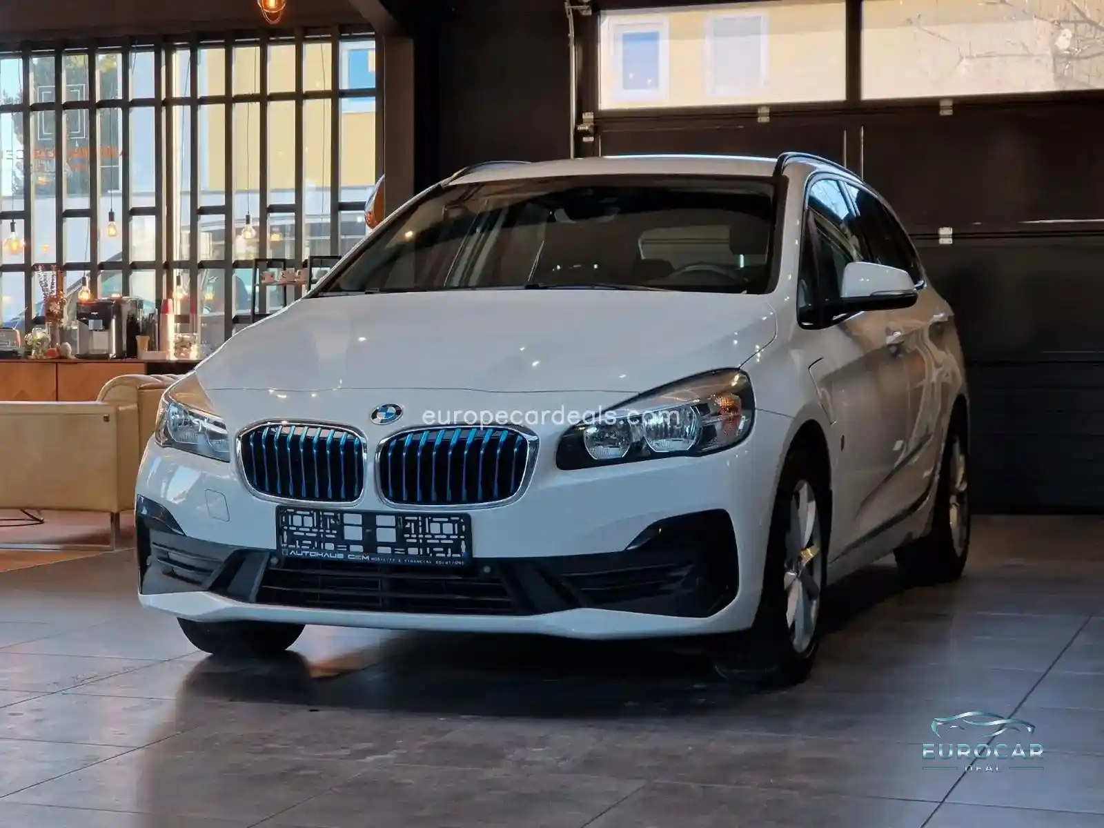 BMW 225