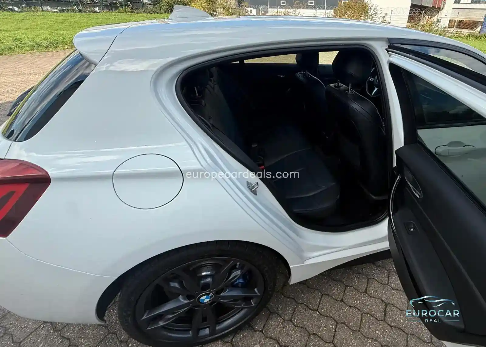 BMW M140i