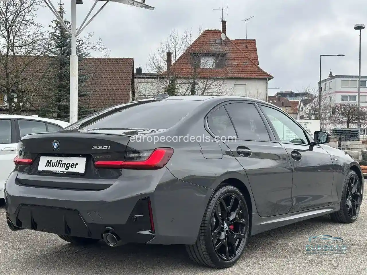 BMW 330