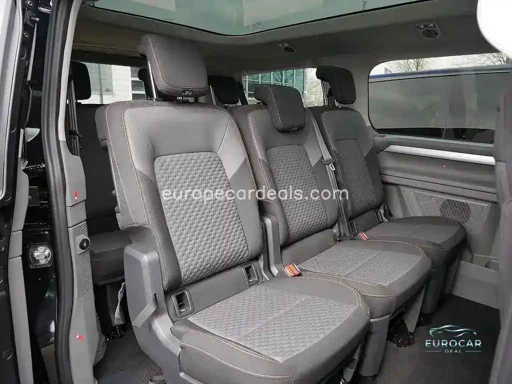 Volkswagen T7 Caravelle