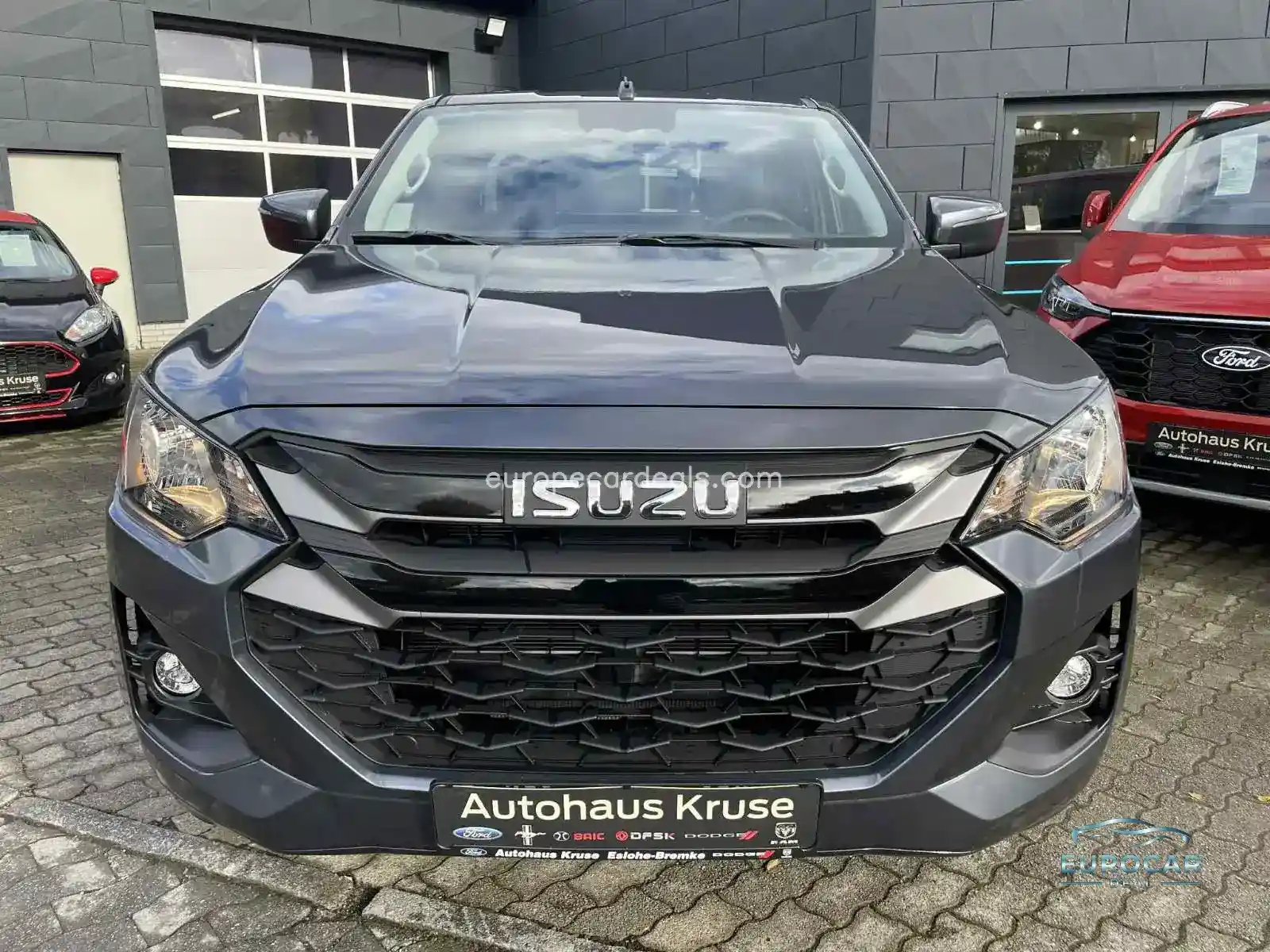 Space Cab 4×4 Aut. LS 120kW