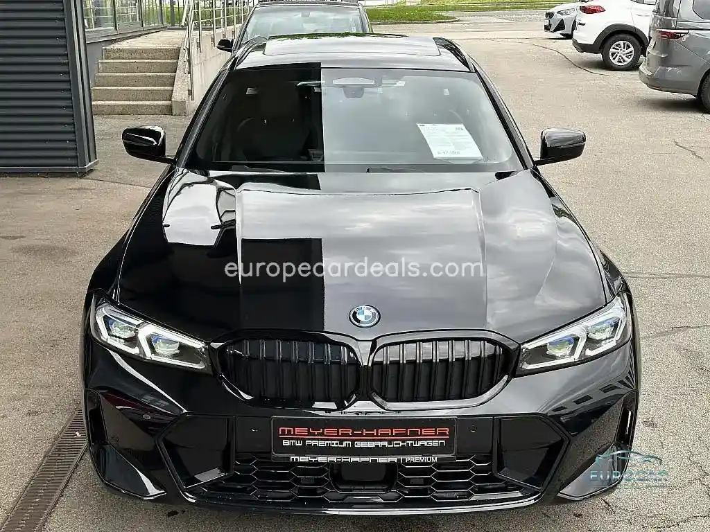 BMW 330