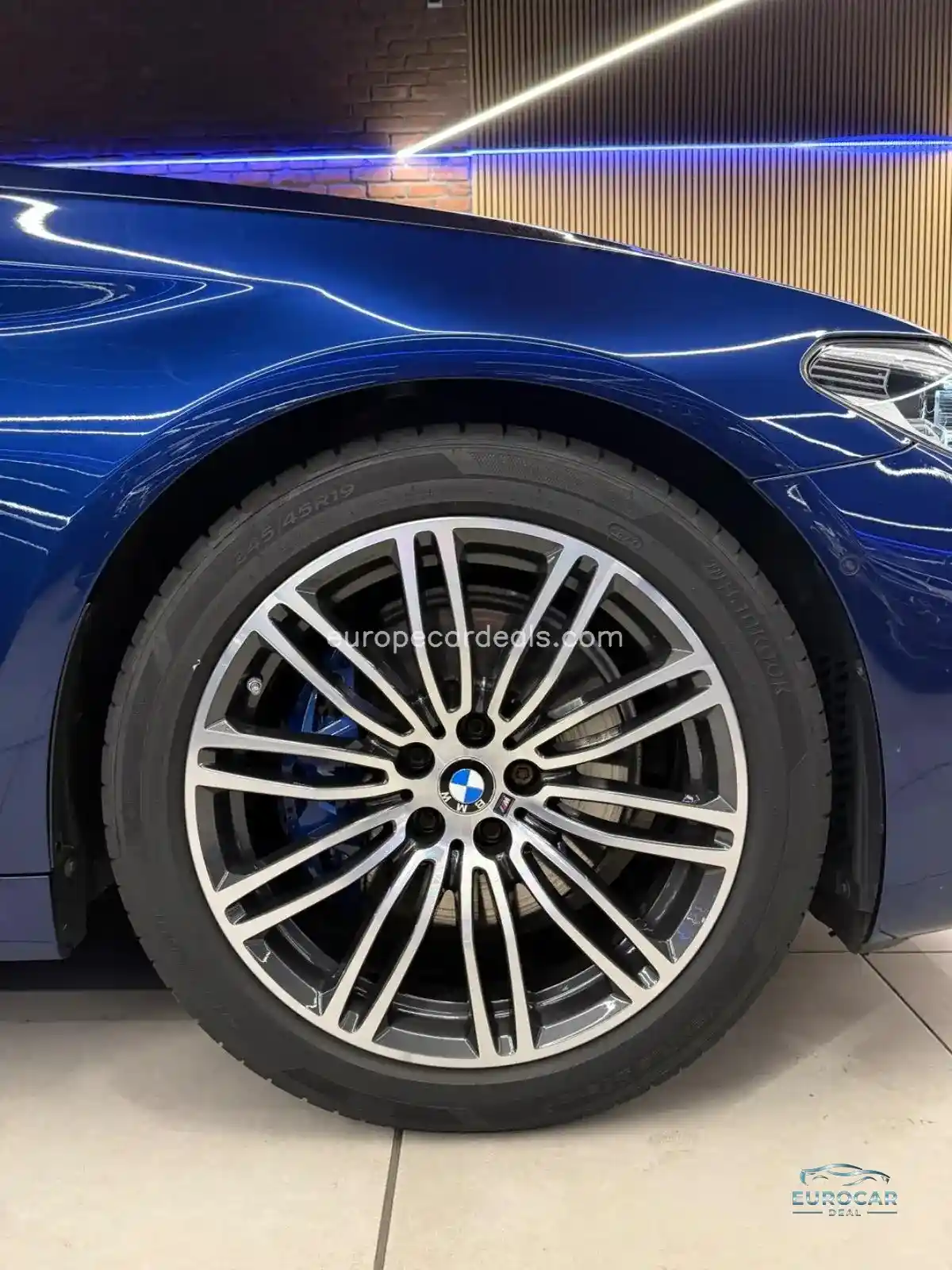 BMW 530