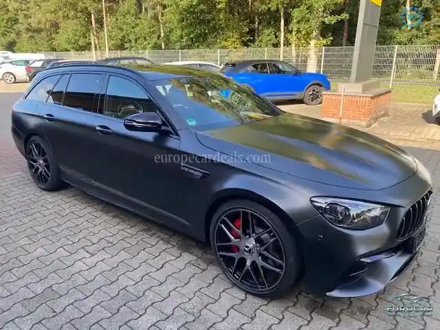 Mercedes-Benz E 63 AMG