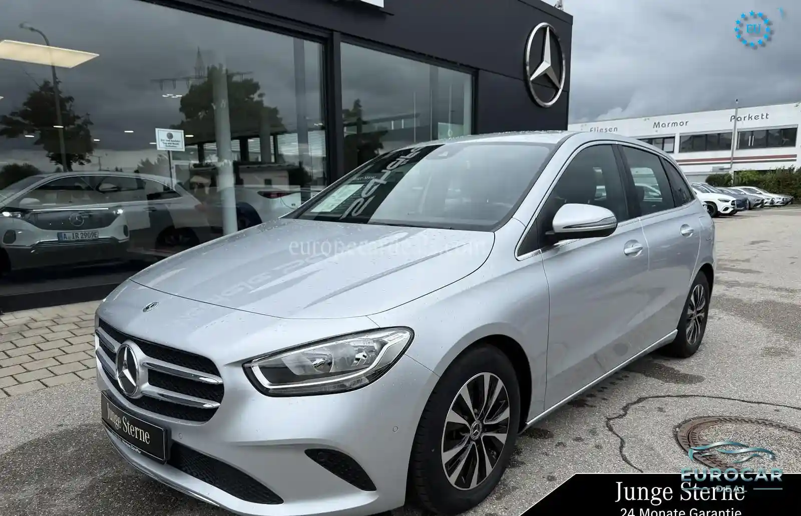 Mercedes-Benz B 180