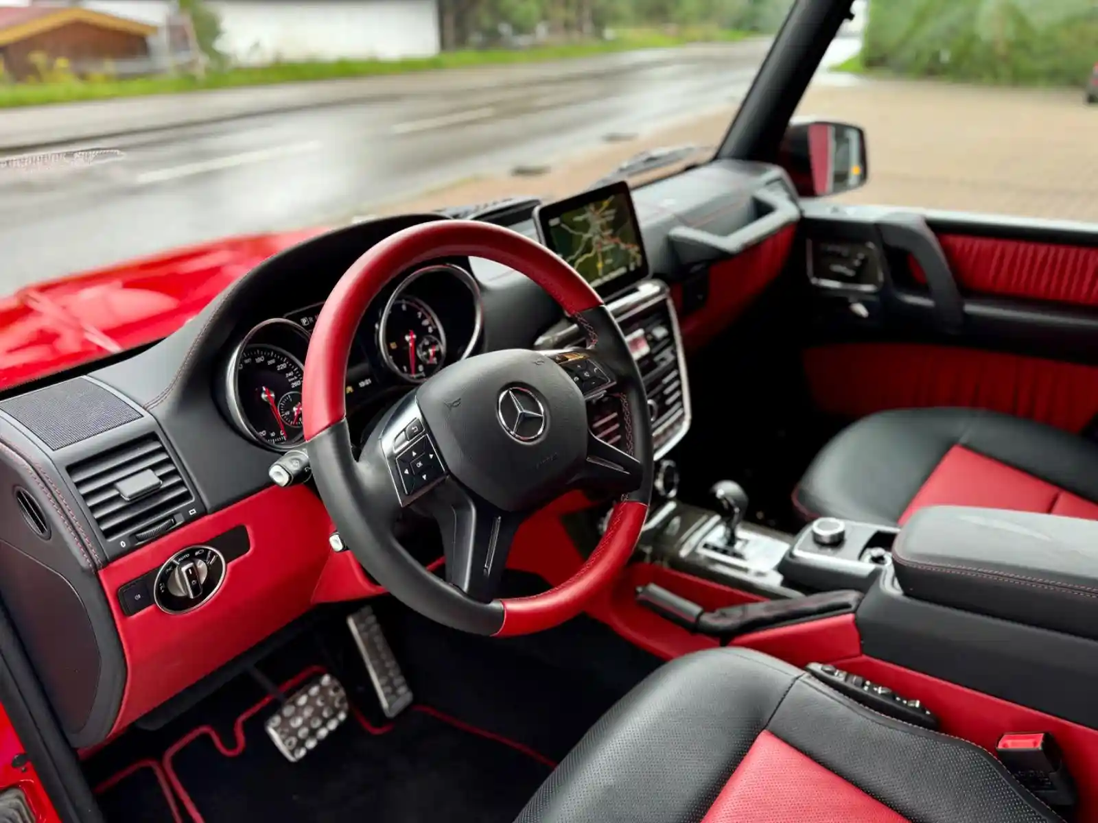 Mercedes-Benz G 500