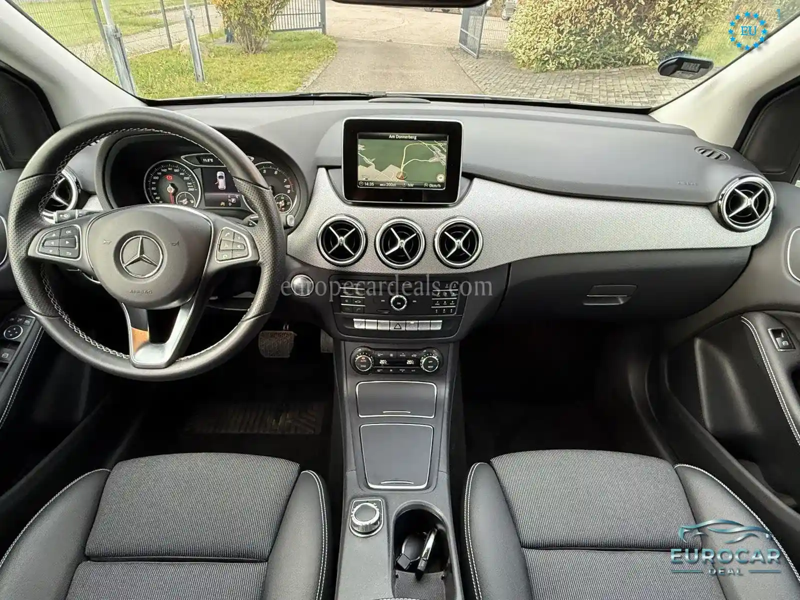 Mercedes-Benz B 220