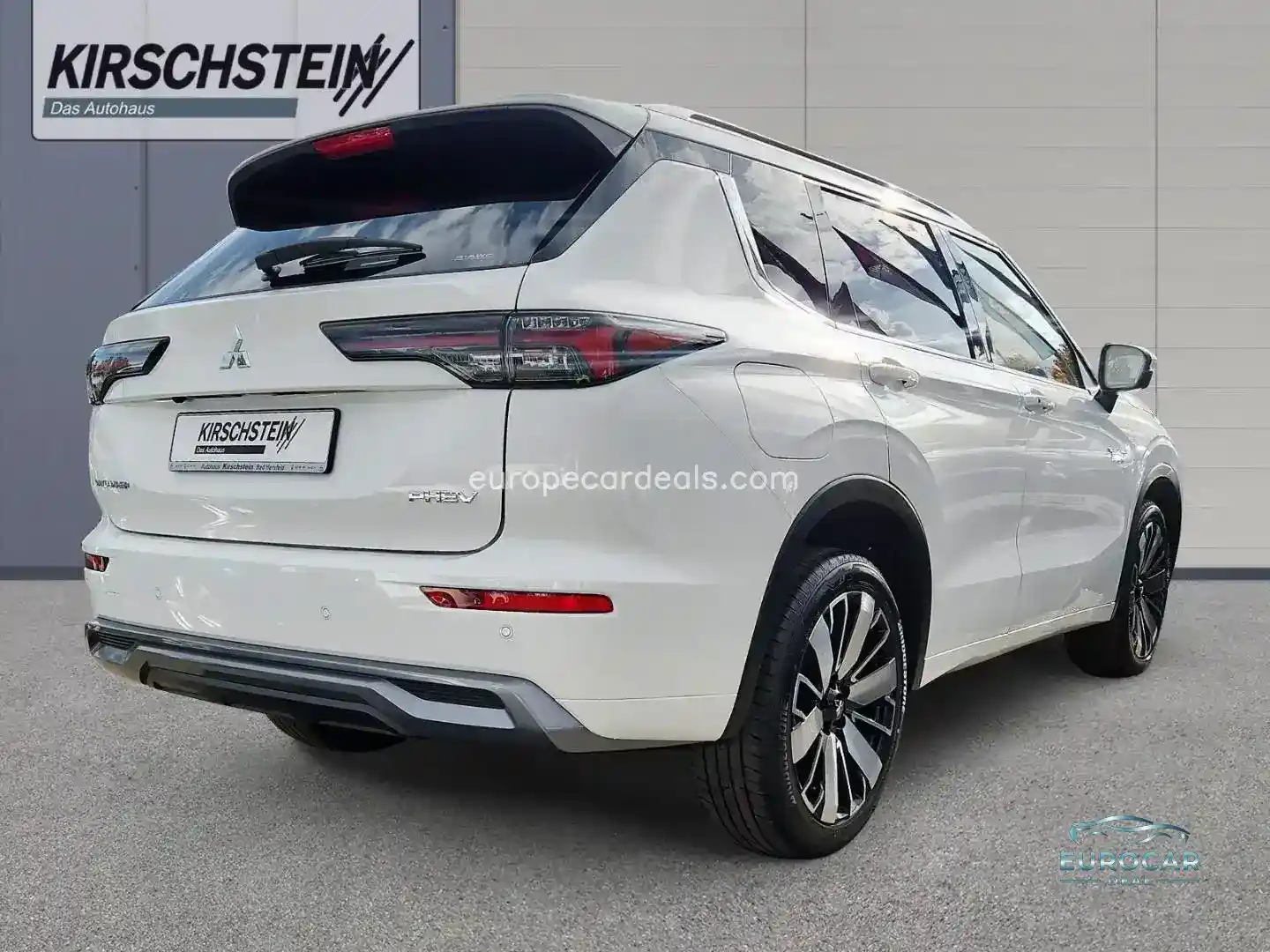 Mitsubishi Plug-in Hybrid Outlander