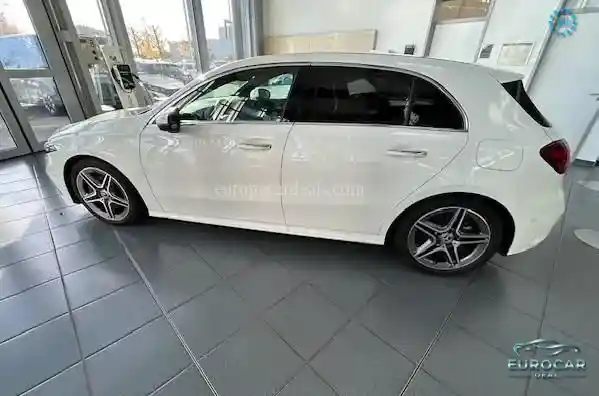 Mercedes-Benz A 220