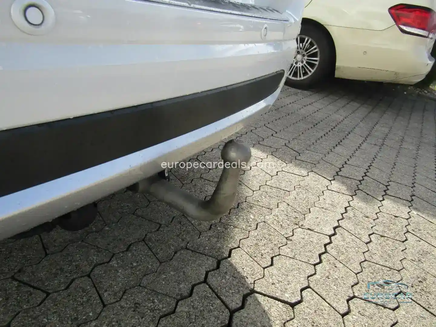 Mitsubishi Plug-in Hybrid Outlander
