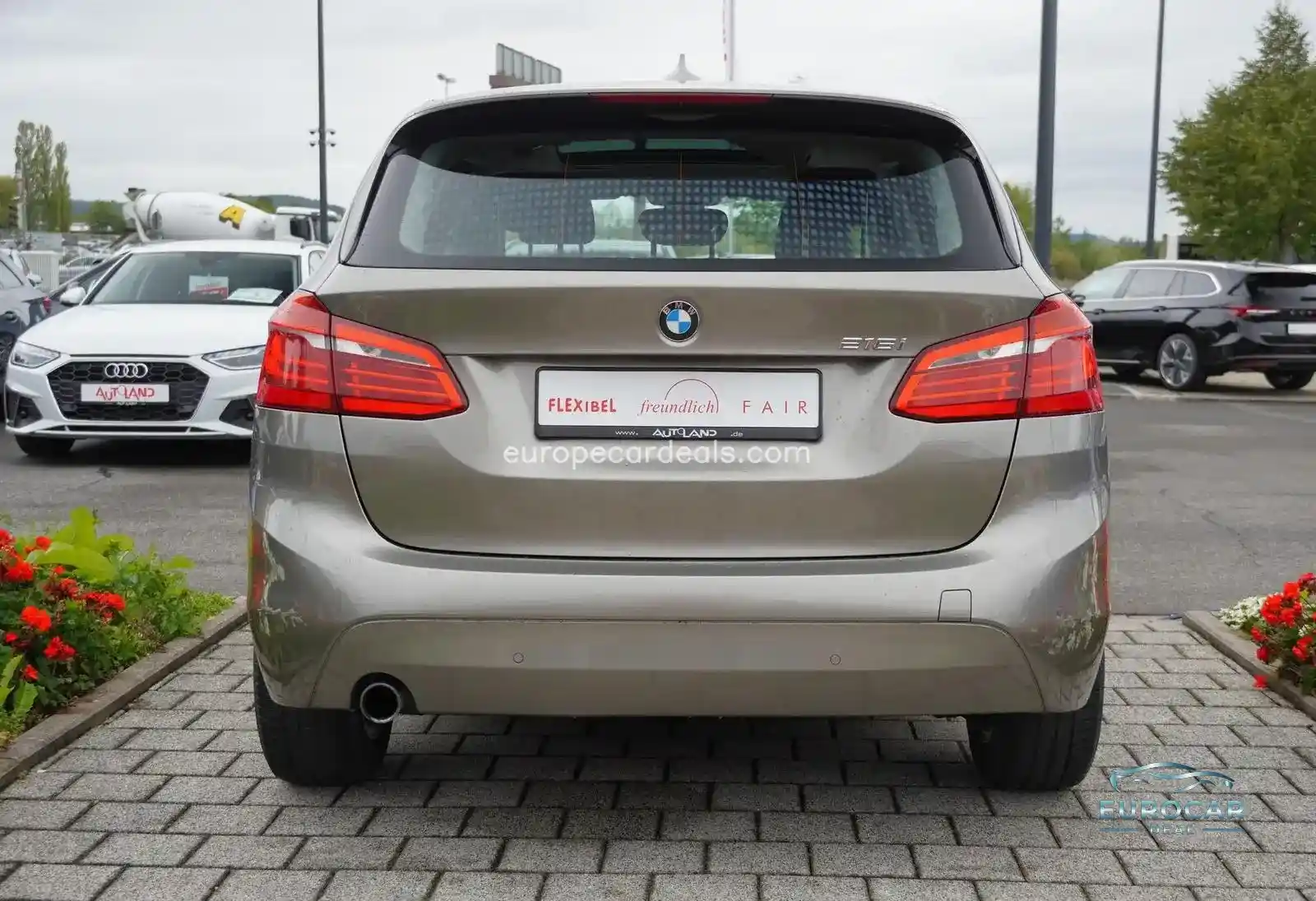 BMW 216