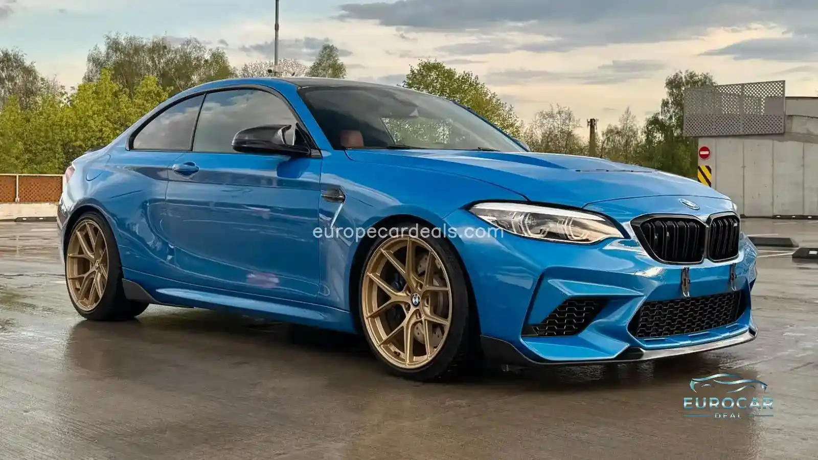 BMW M240i