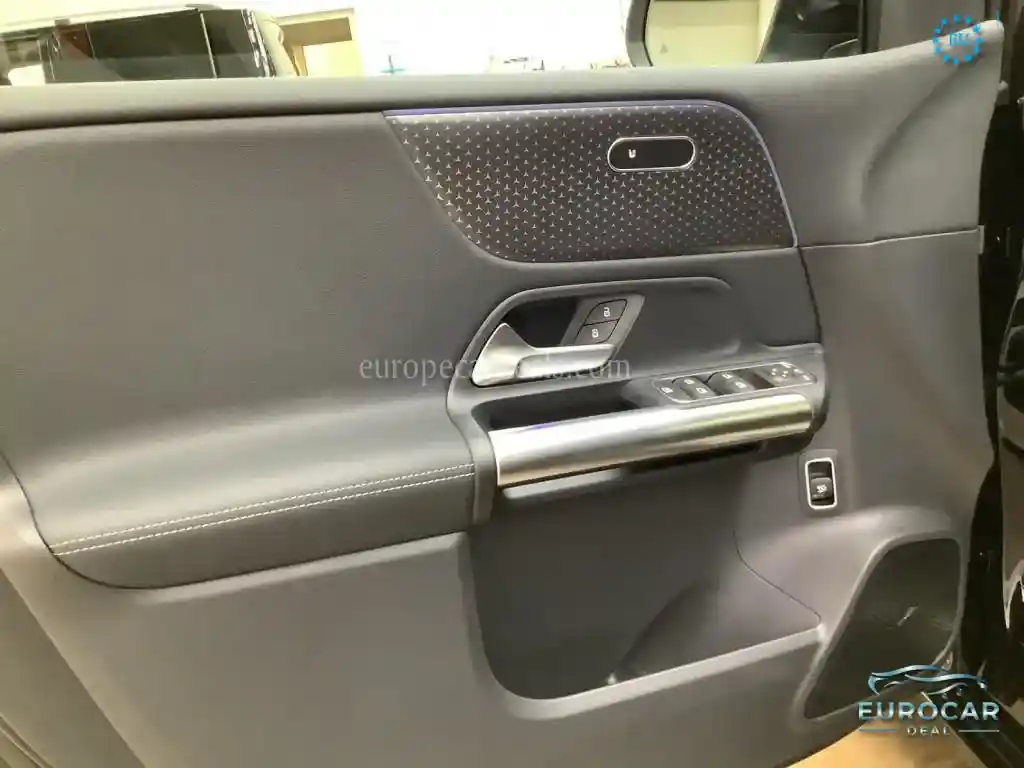 Mercedes-Benz B 220