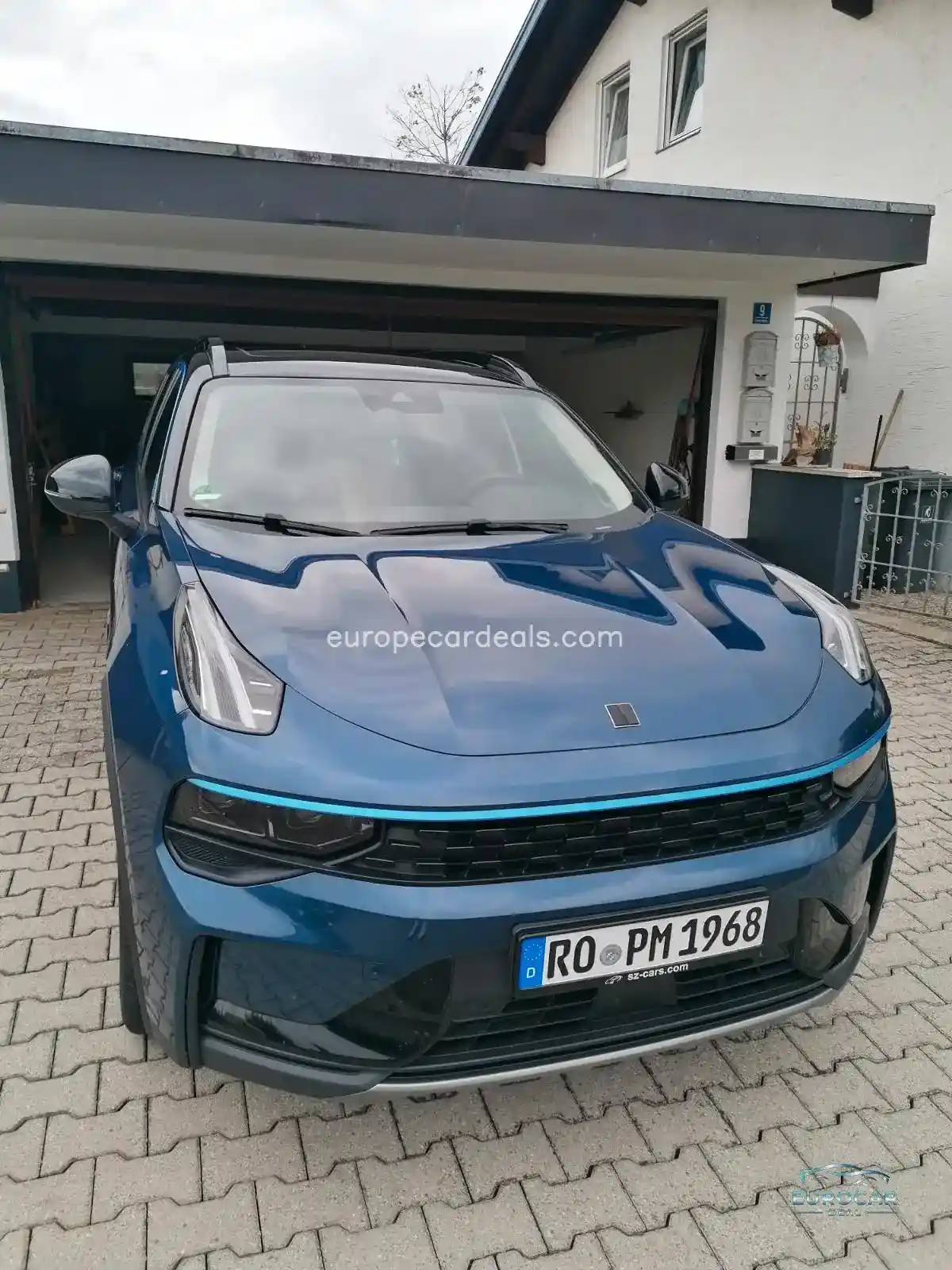 Lynk&Co 01