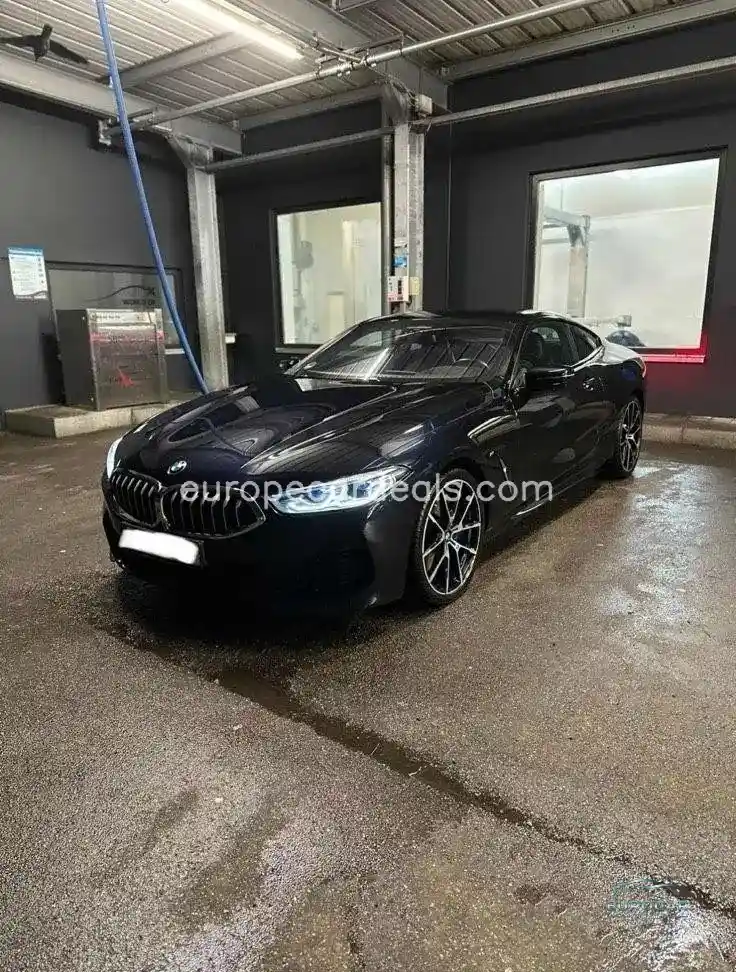 BMW 840