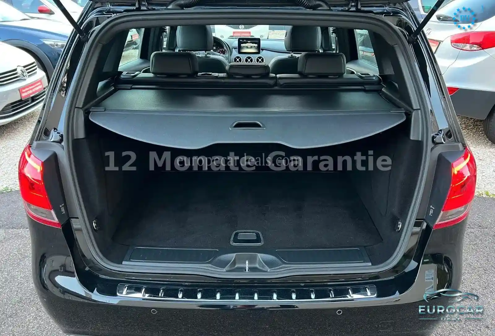 Mercedes-Benz B 180