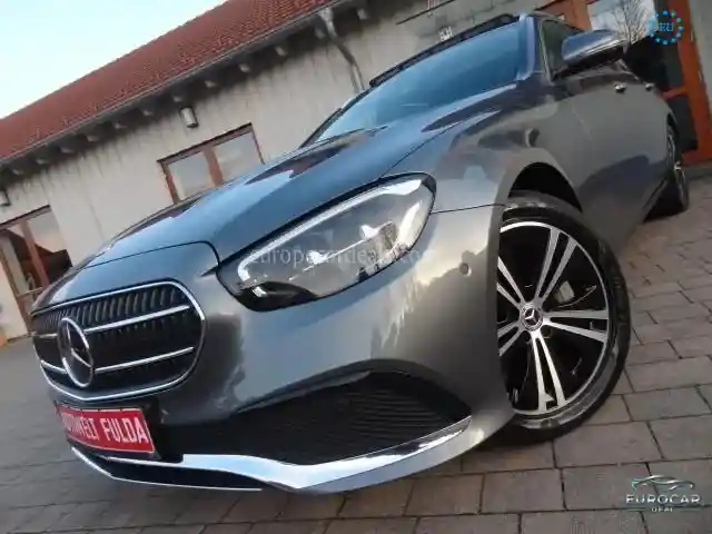 Mercedes-Benz E 400