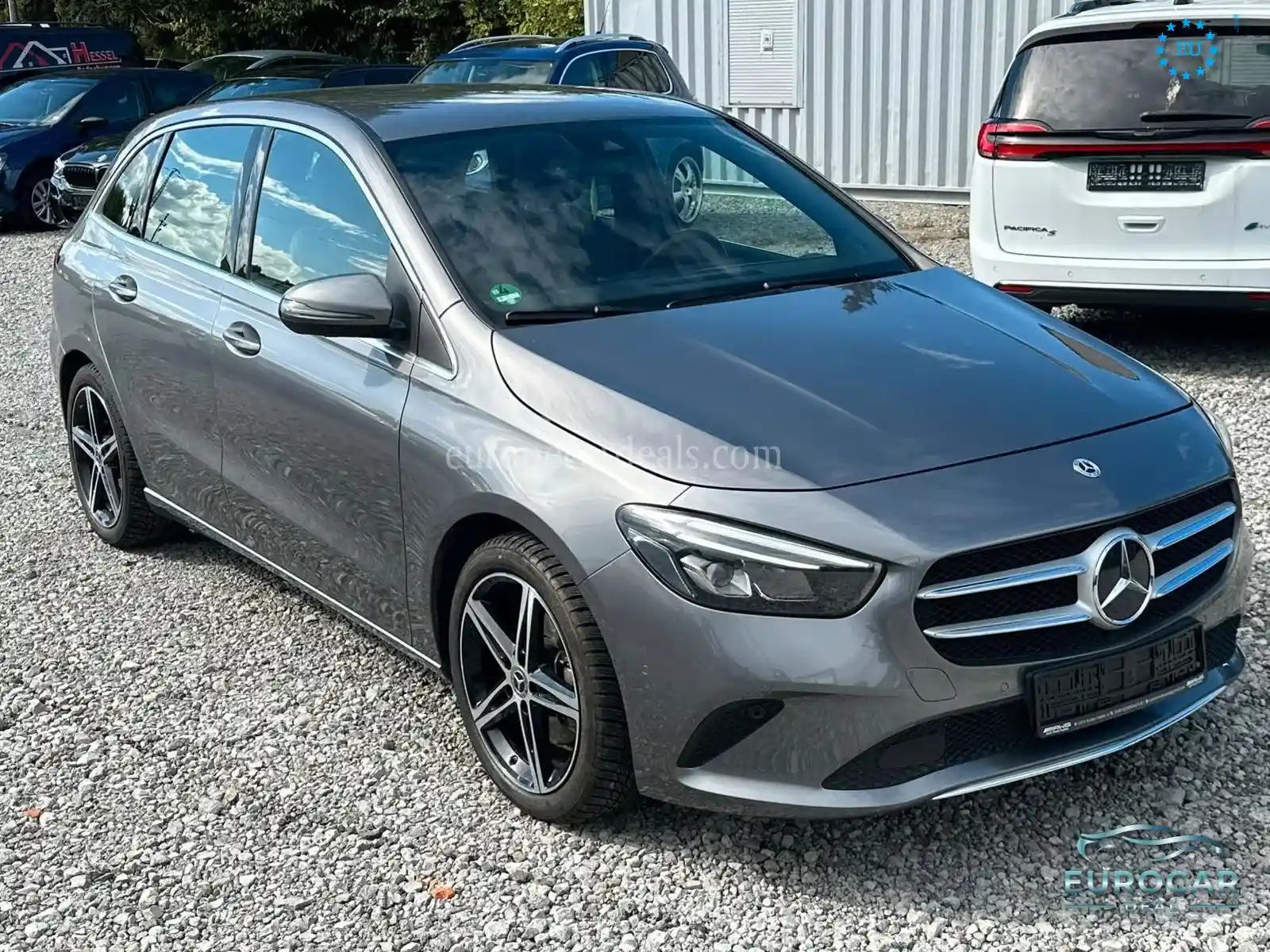 Mercedes-Benz B 220